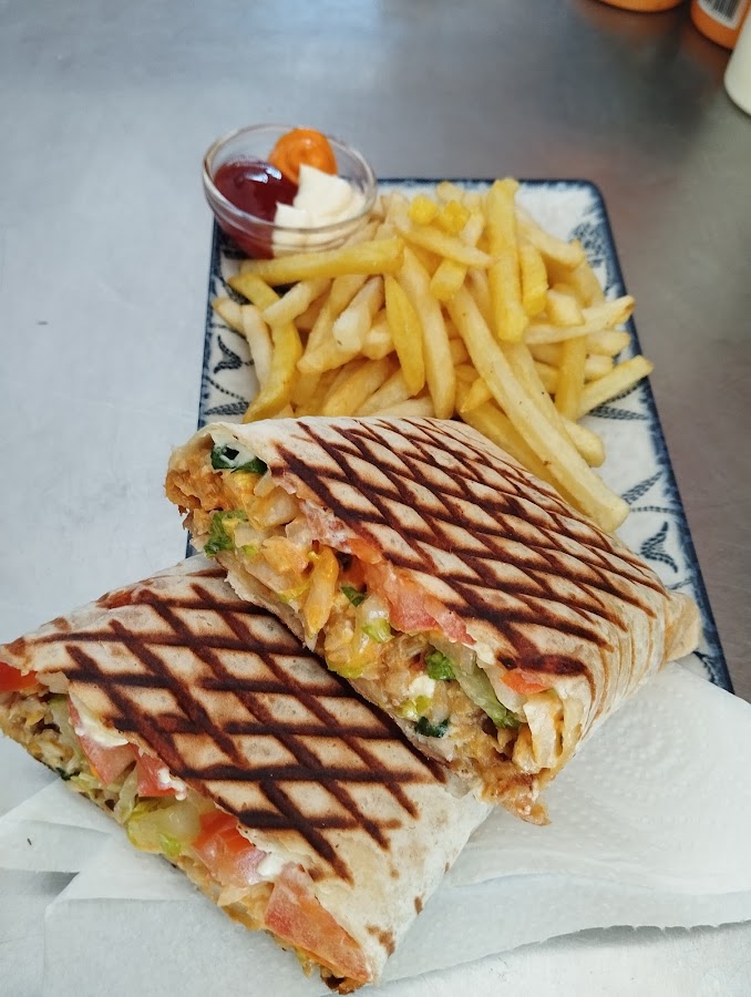 Cafetería E Restaurante ALMERIA ARABI HALAL