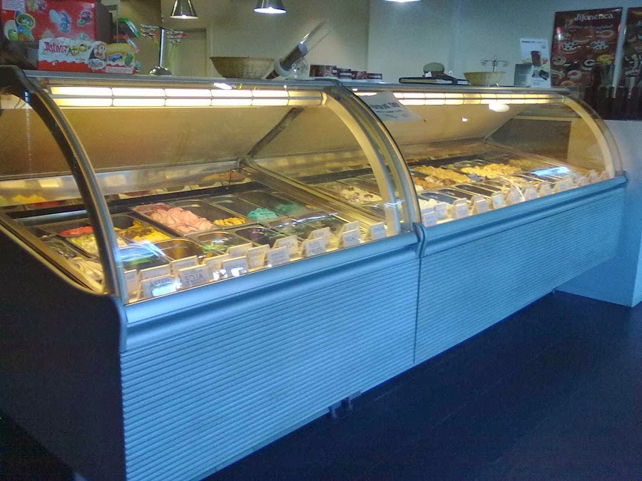 Heladería Jijonenca Adra - Jijona y Mar S.L.