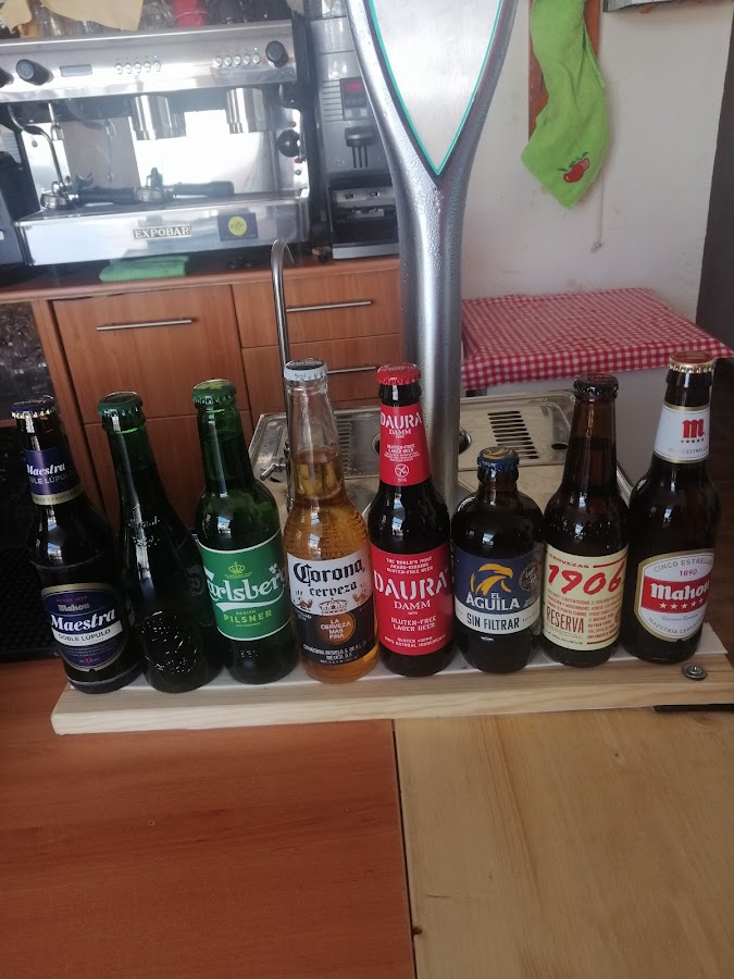 Taperia heladería el nazareno