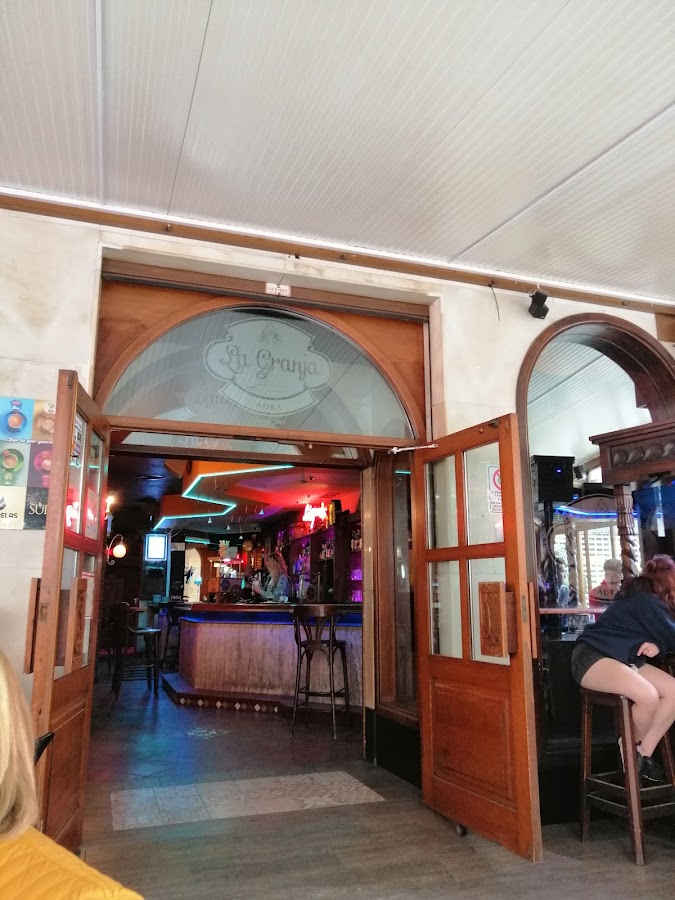 La Granja Café