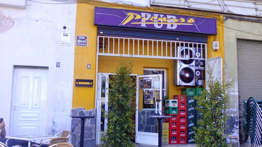PUB LA COSTA